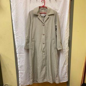 Braefair Womens Coat Beige Buttons Pockets Size 6